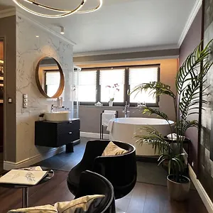 Apartmanhotel Margareta Garden & Eger
