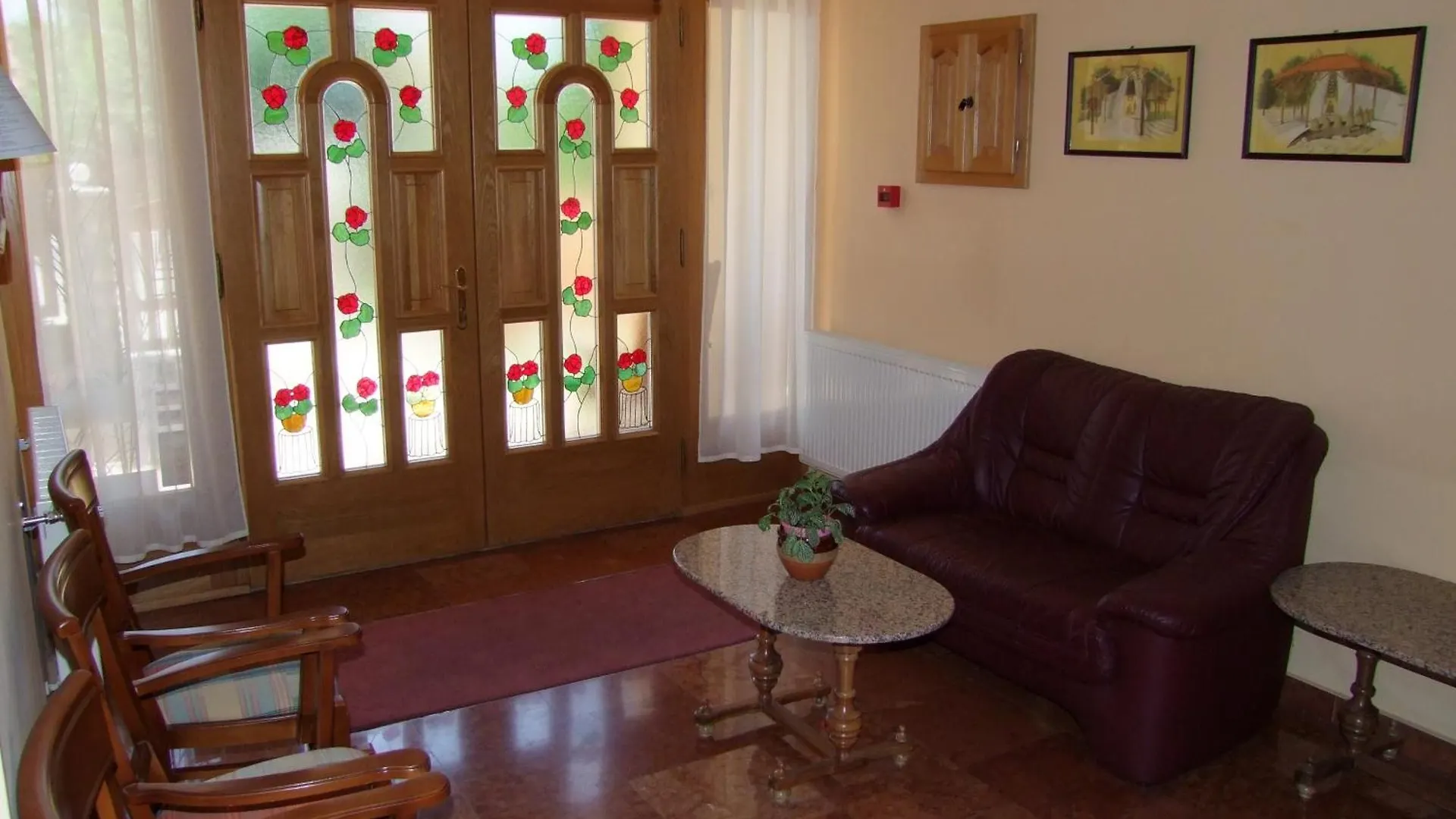 Julia Panzio Bed & Breakfast Hajduszoboszlo Hungary
